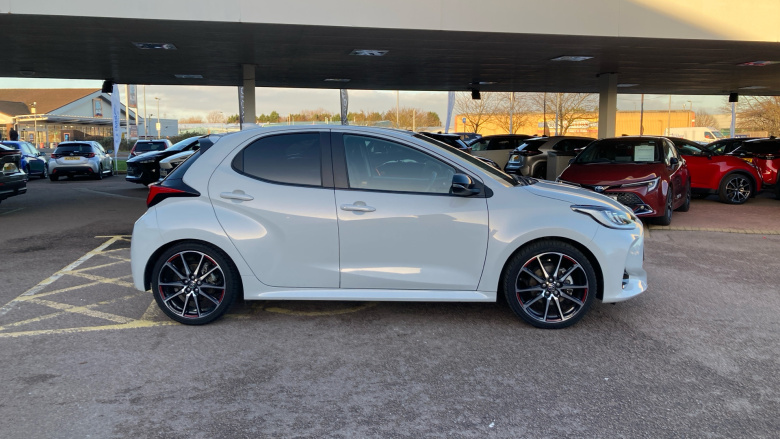 Toyota Yaris 1.5 Hybrid GR Sport 5dr CVT Hybrid Hatchback